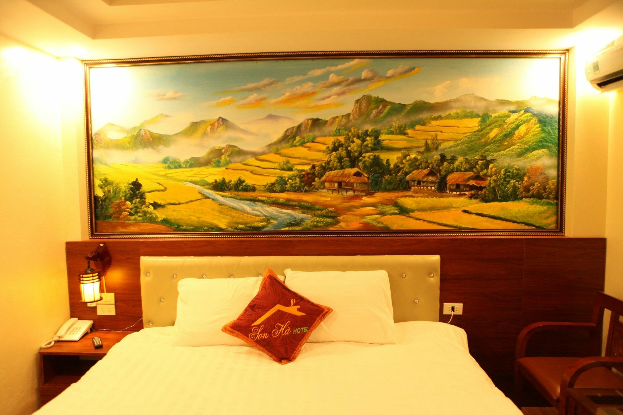 Son Ha Sapa Hotel Plus Екстериор снимка