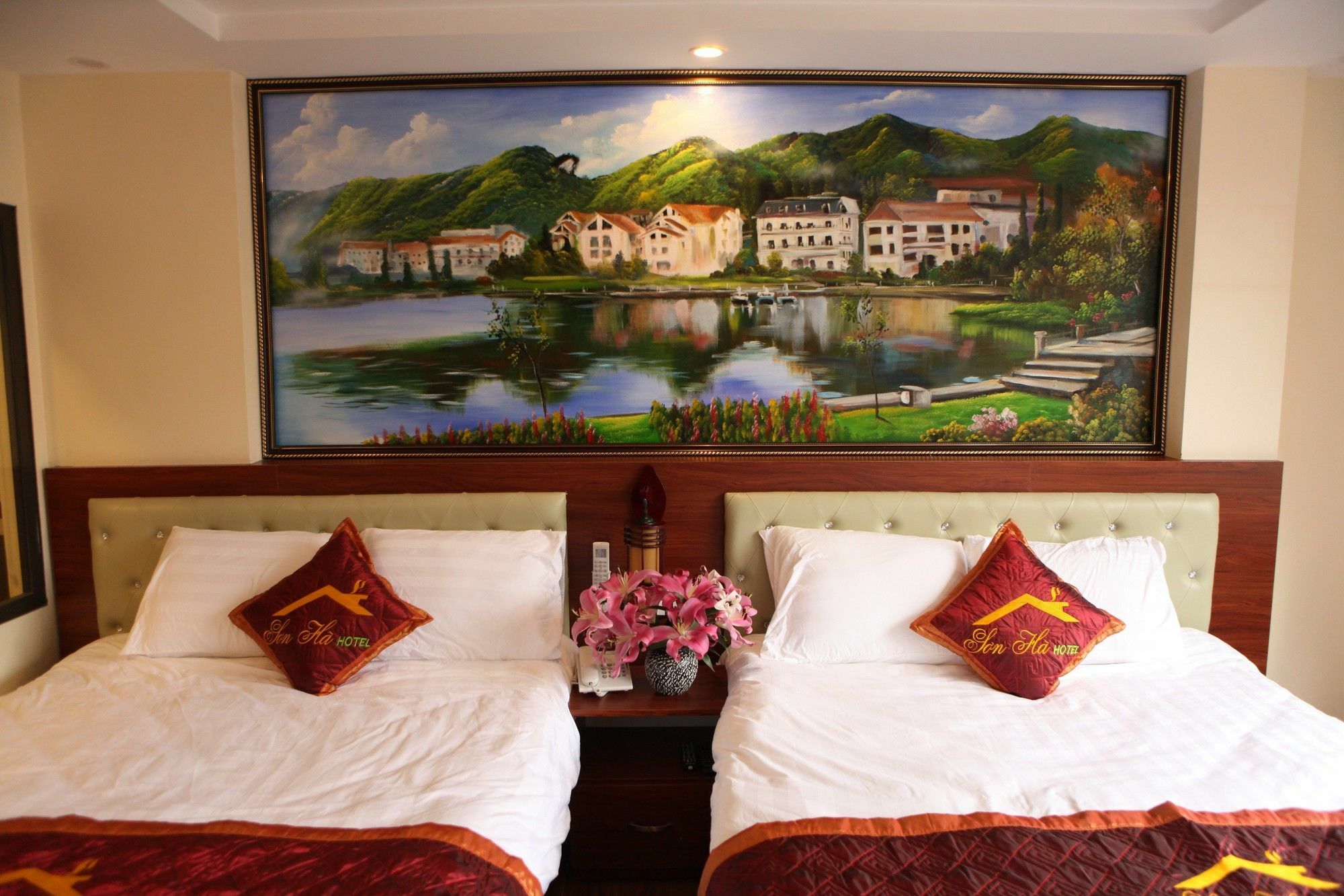 Son Ha Sapa Hotel Plus Екстериор снимка